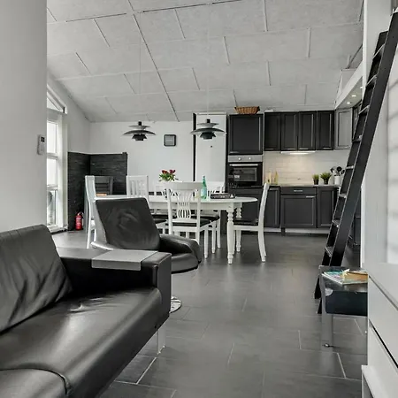 Tatil Evi Beautiful In With Kitchen Børkop