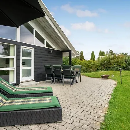 Beautiful In With Kitchen Tatil Evi