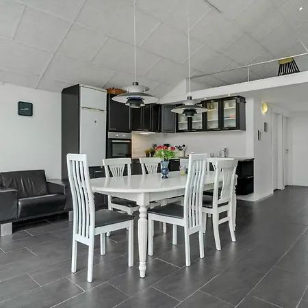 Tatil Evi Beautiful In With Kitchen