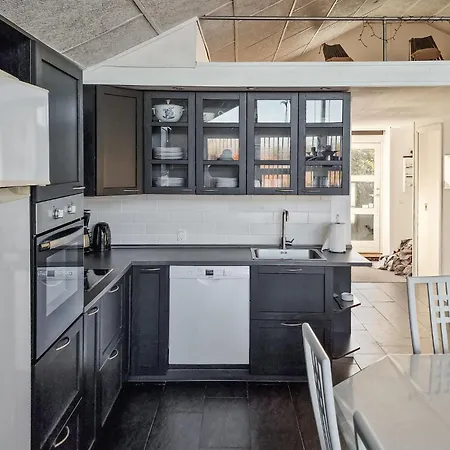 Beautiful In With Kitchen Tatil Evi